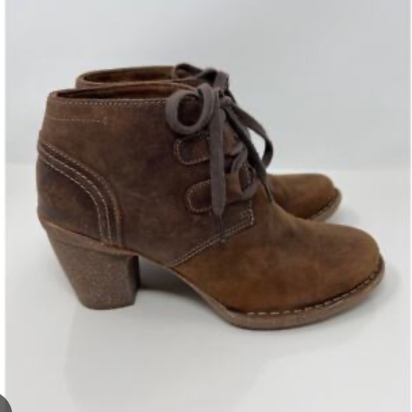 Women's Brown Ankle Boots - Picture 4 of 12